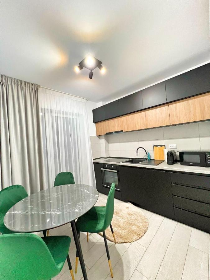 Comfort Zone Brasov Apartment Ngoại thất bức ảnh